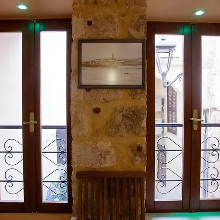 Sali Chelidonaki Boutique Apartamento *
